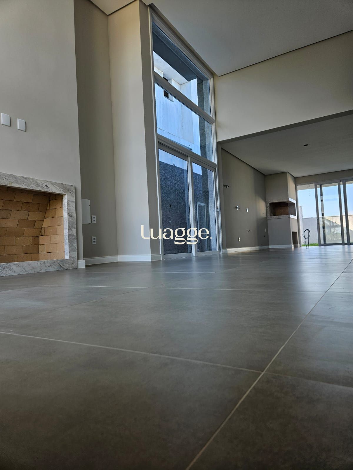 Casa de Condomínio à venda com 3 quartos, 177m² - Foto 2