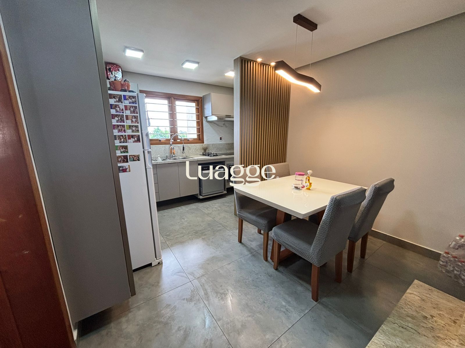 Casa à venda com 3 quartos, 133m² - Foto 9