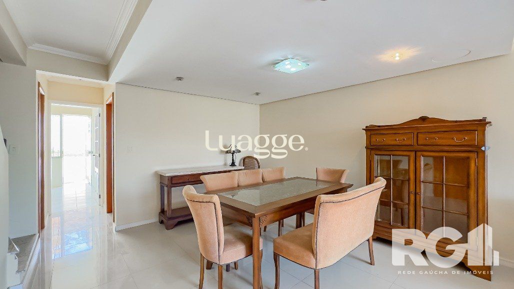 Casa à venda com 4 quartos, 281m² - Foto 3