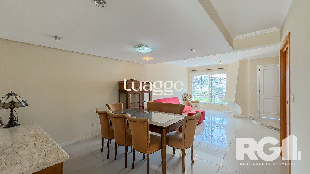Casa à venda com 4 quartos, 281m² - Foto 4
