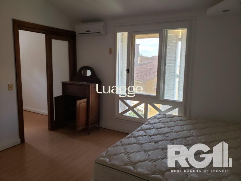 Casa de Condomínio à venda com 3 quartos, 222m² - Foto 7