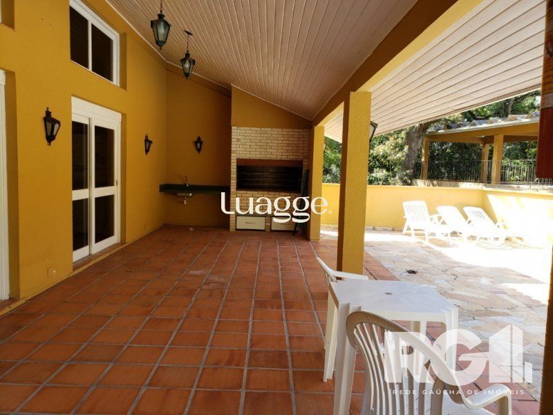 Casa de Condomínio à venda com 3 quartos, 222m² - Foto 19