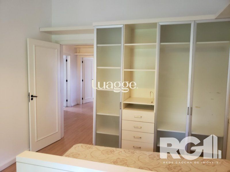 Casa de Condomínio à venda com 3 quartos, 222m² - Foto 10