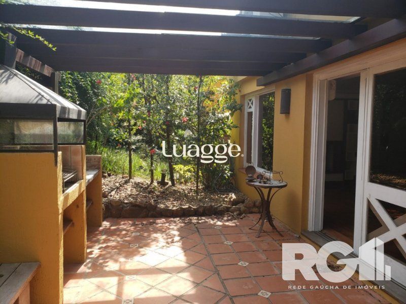 Casa de Condomínio à venda com 3 quartos, 222m² - Foto 6