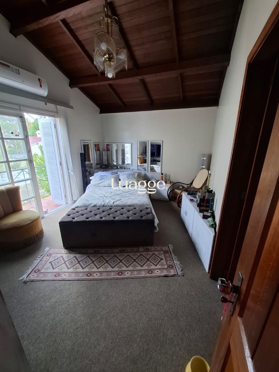 Casa à venda com 4 quartos, 253m² - Foto 27