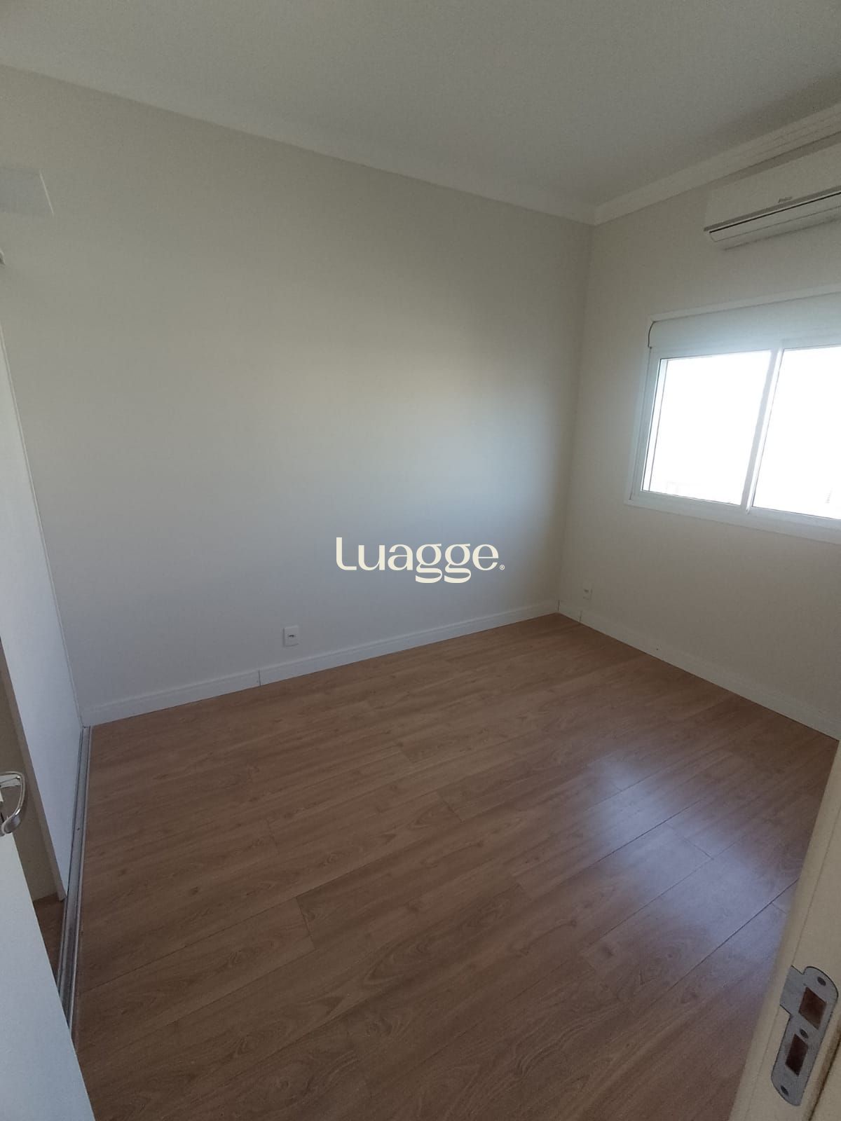Casa à venda com 3 quartos, 81m² - Foto 8