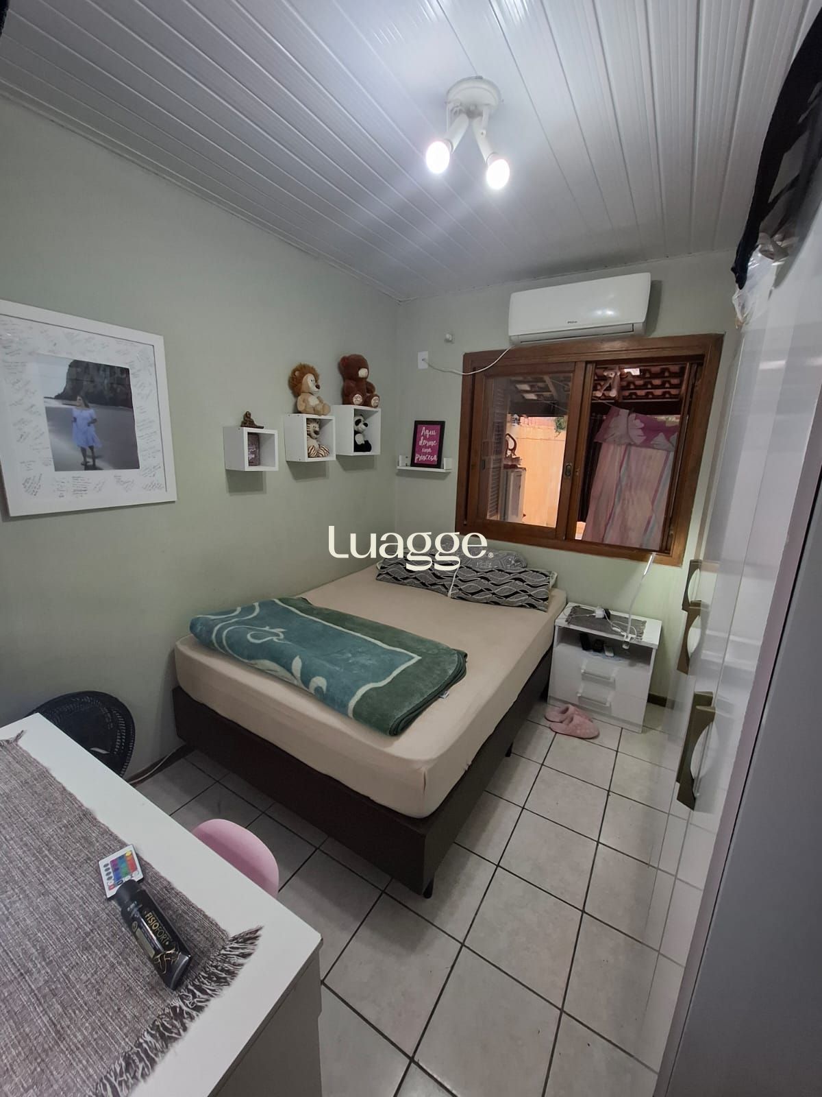 Casa à venda com 3 quartos, 58m² - Foto 9