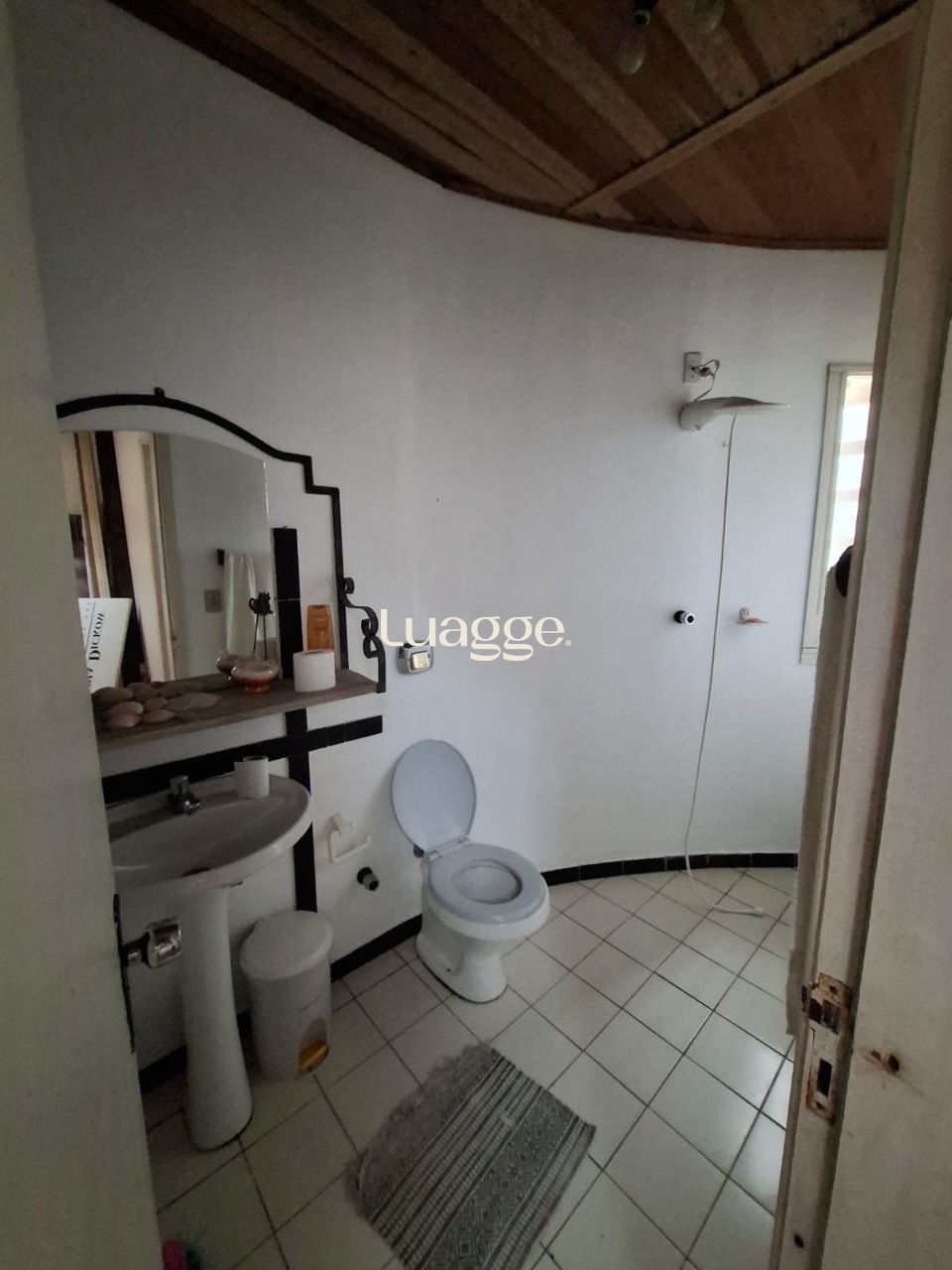 Casa à venda com 4 quartos, 253m² - Foto 22