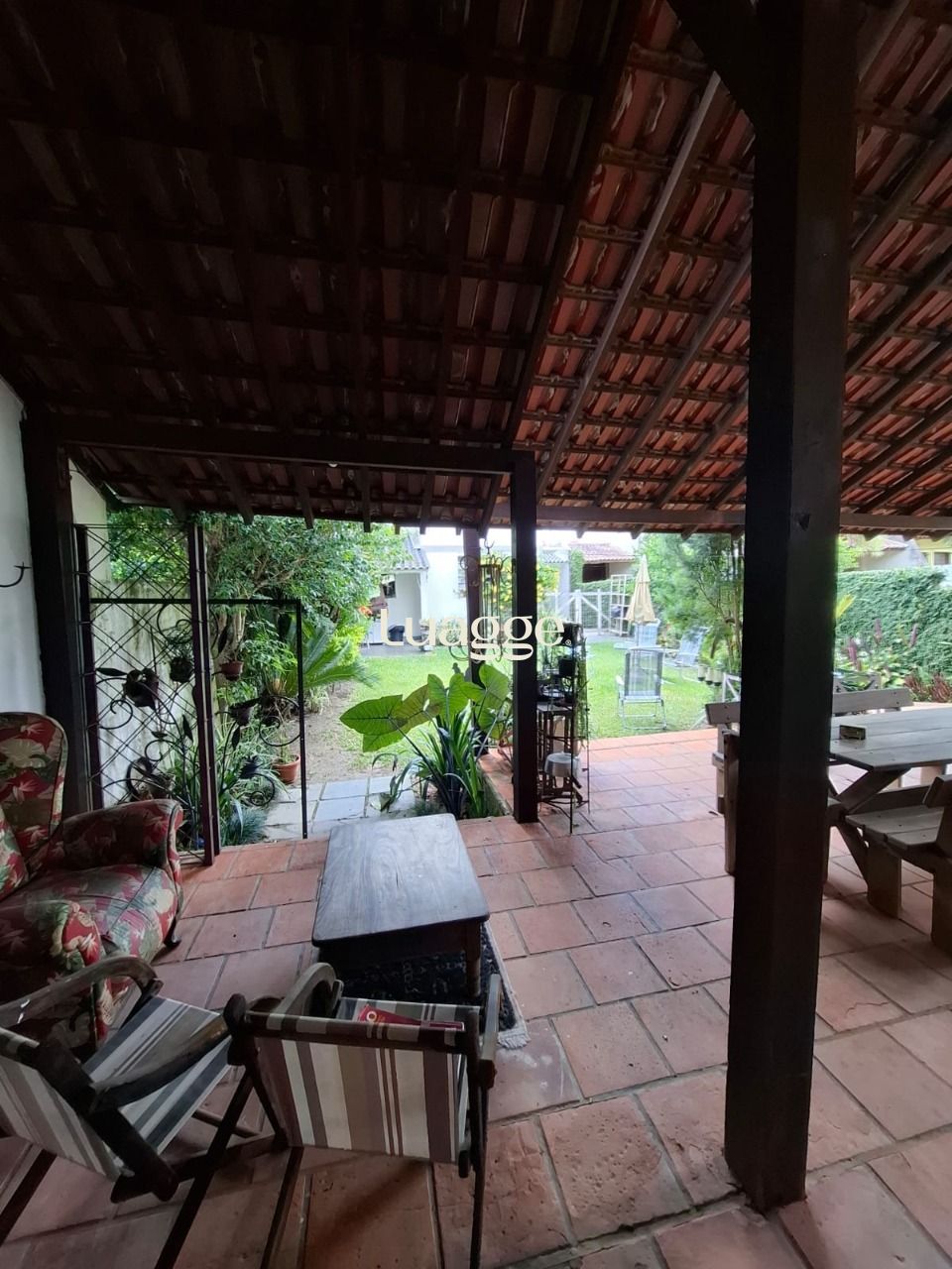 Casa à venda com 4 quartos, 253m² - Foto 28