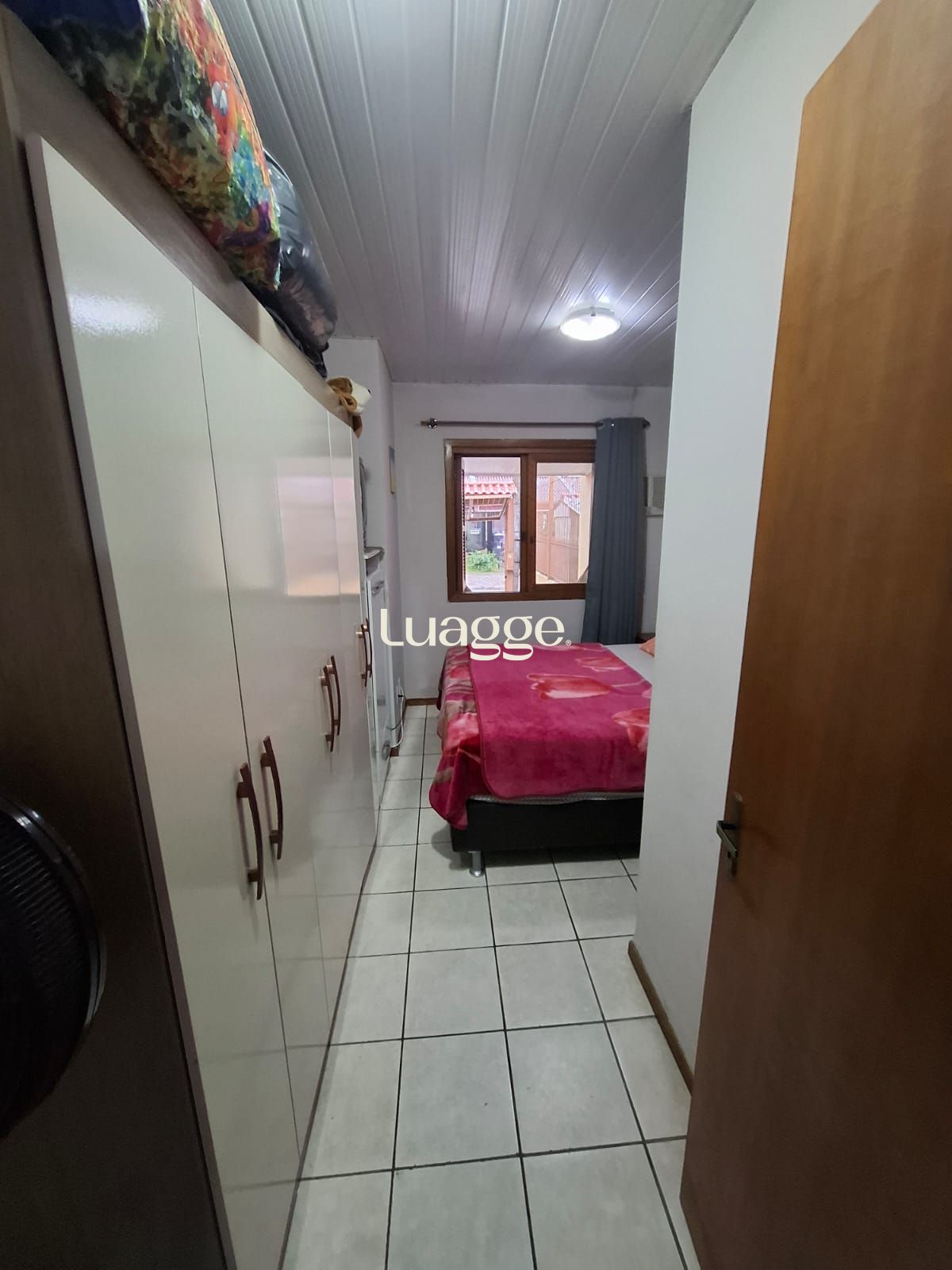 Casa à venda com 3 quartos, 58m² - Foto 11