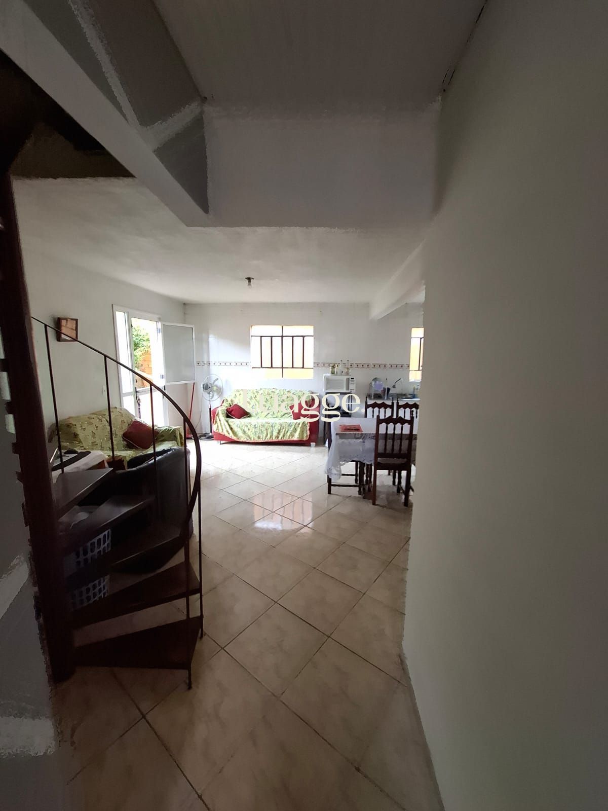 Casa à venda com 4 quartos, 98m² - Foto 14