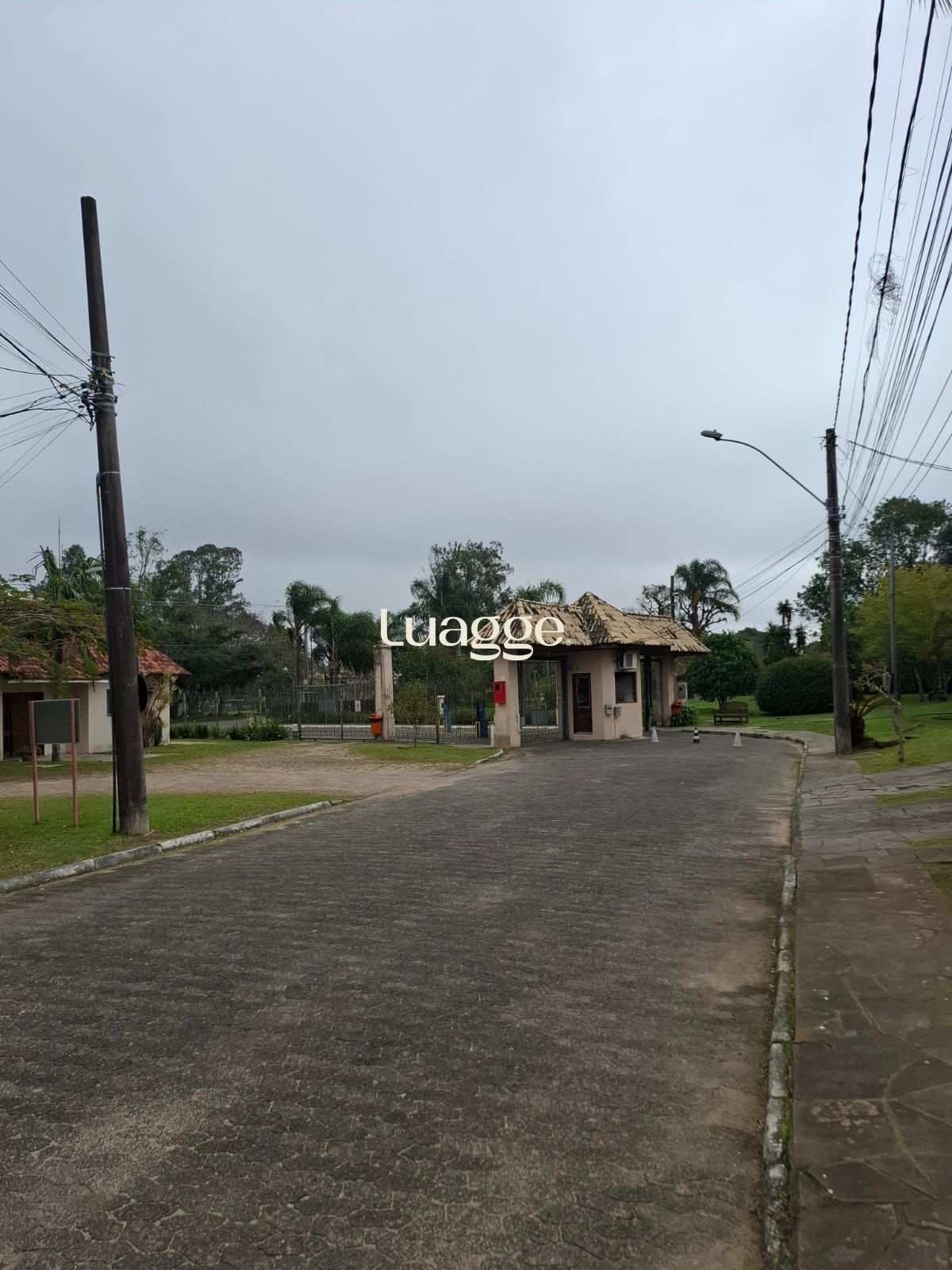 Casa à venda com 3 quartos, 142m² - Foto 4