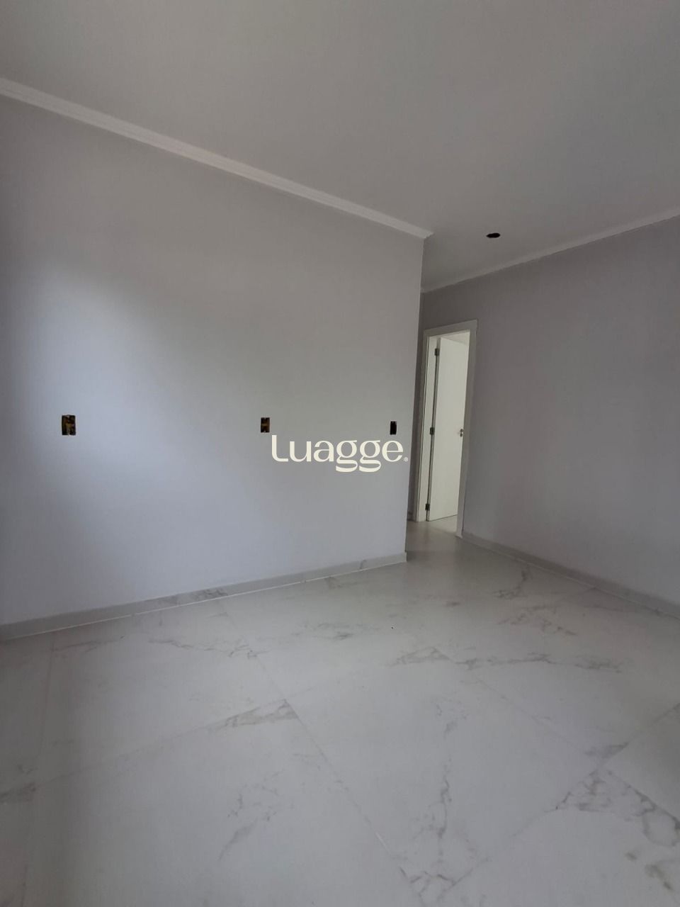 Casa à venda com 2 quartos, 69m² - Foto 7