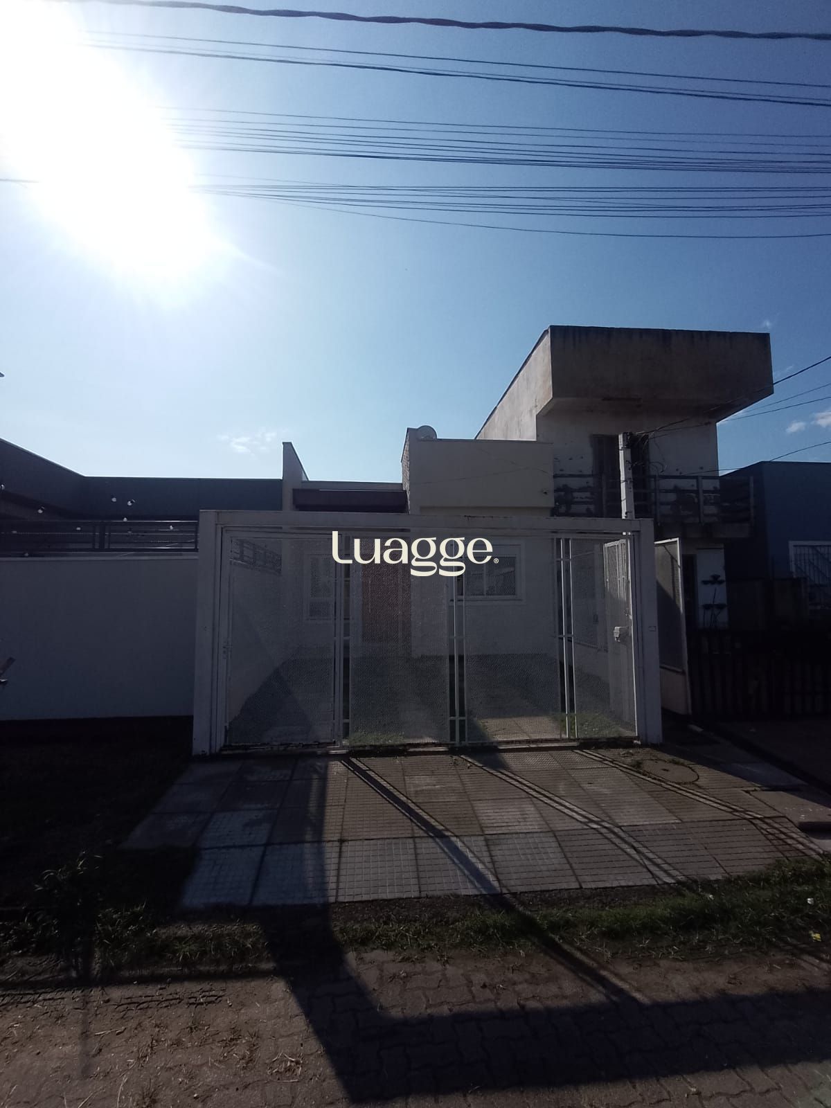 Casa à venda com 3 quartos, 81m² - Foto 3