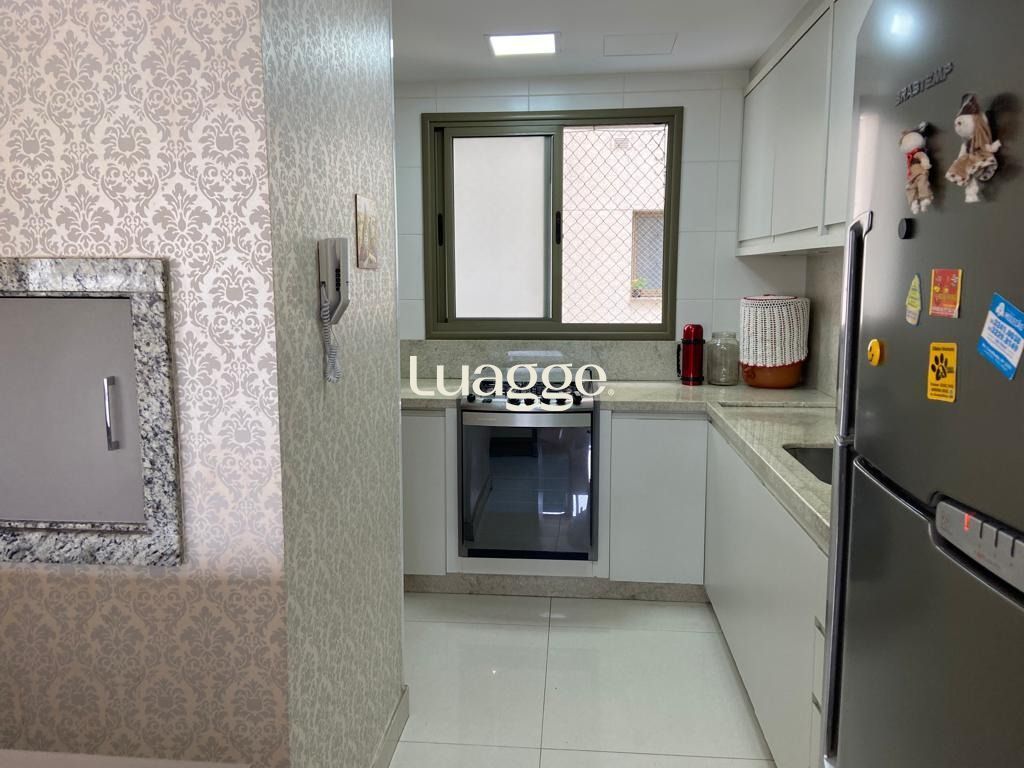 Apartamento à venda com 3 quartos, 103m² - Foto 4