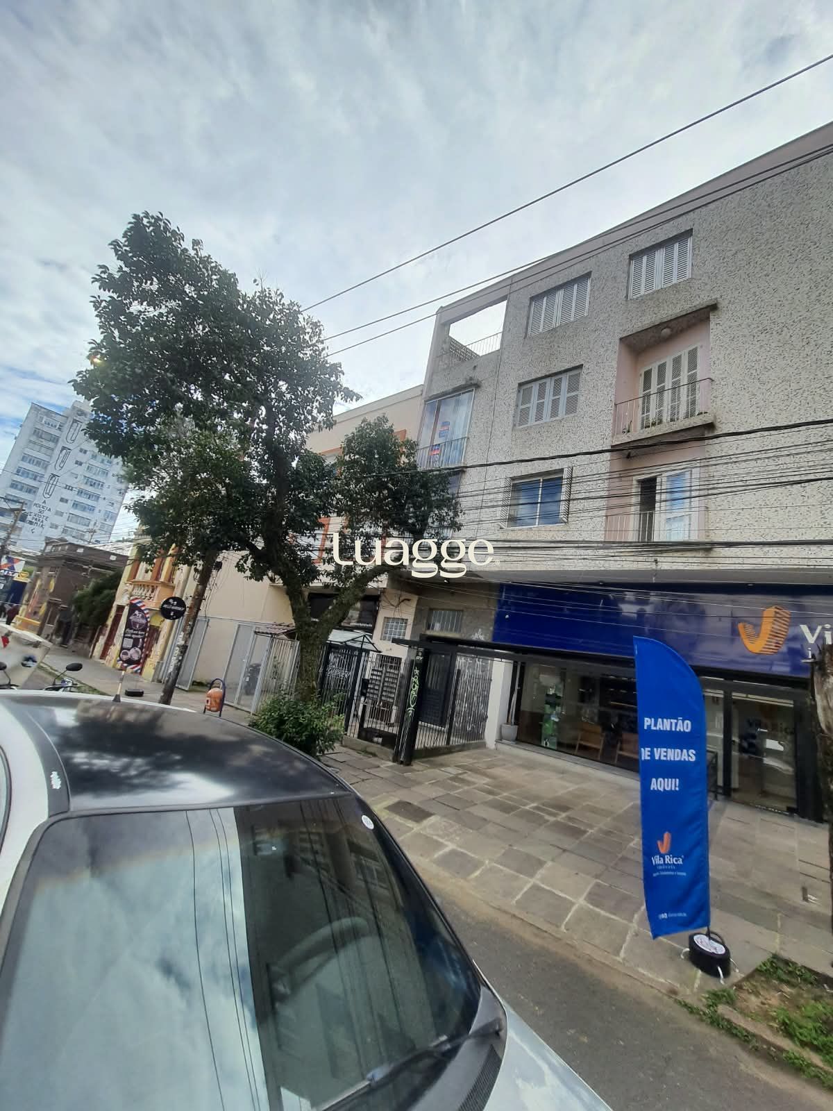 Excelente 2D de Frente com sacadinha na Cidade Baixa - Porto Alegre