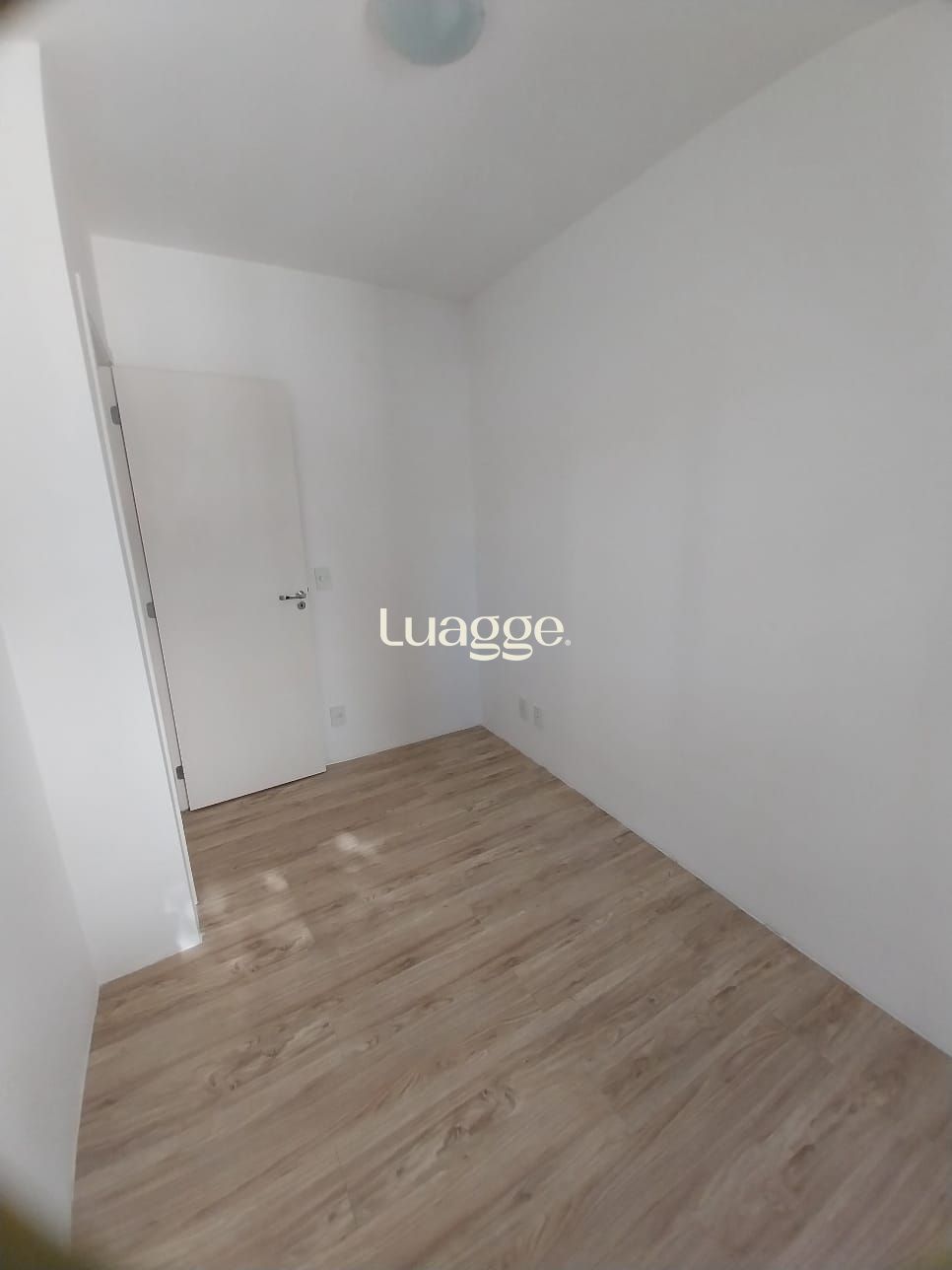 Apartamento à venda com 2 quartos, 44m² - Foto 11