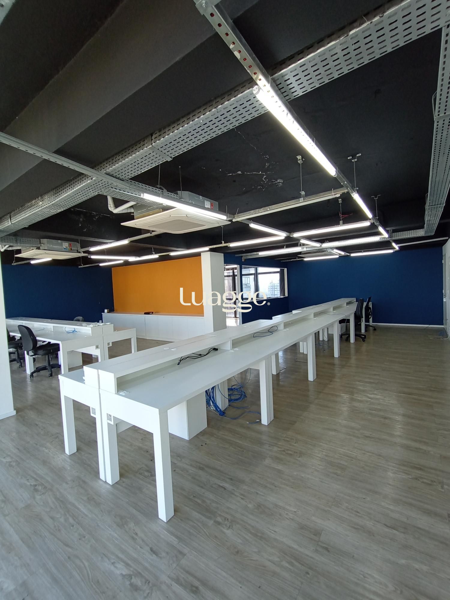 Conjunto Comercial-Sala à venda com 1 quarto, 120m² - Foto 4