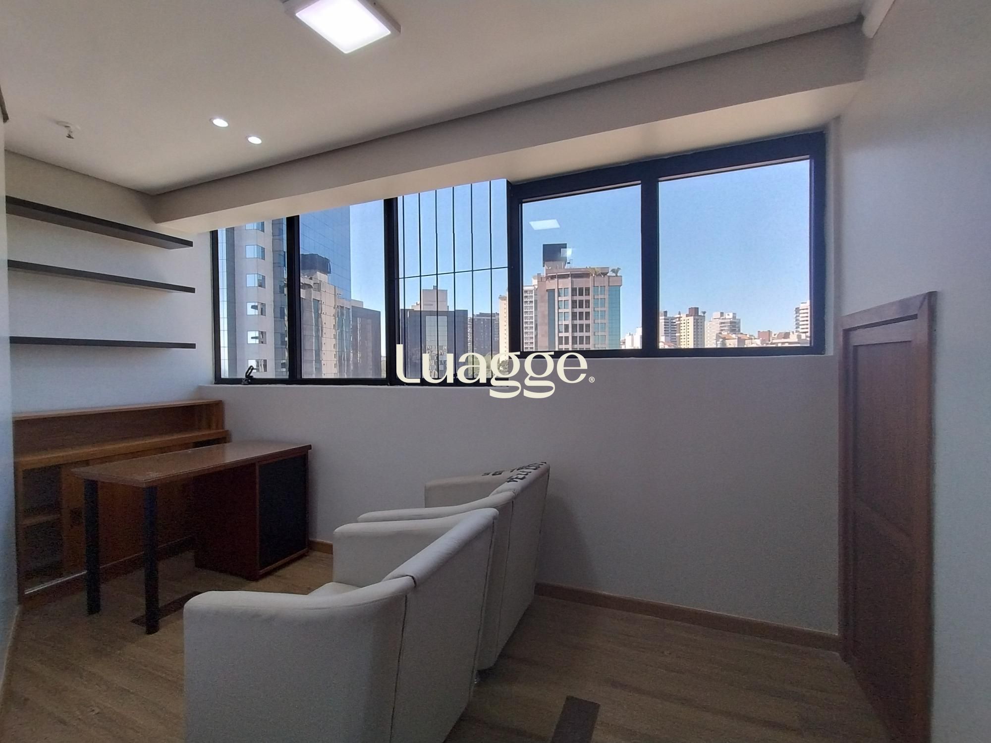 Depósito-Galpão-Armazém à venda com 4 quartos, 39m² - Foto 2