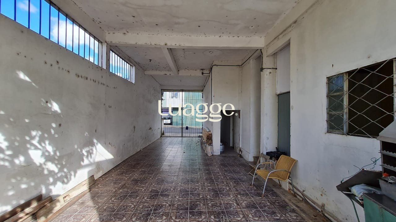 Sobrado à venda com 3 quartos, 389m² - Foto 10