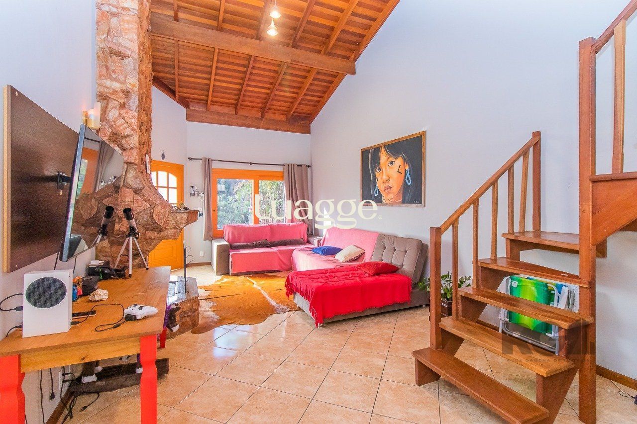 Casa de Condomínio à venda com 3 quartos, 132m² - Foto 2