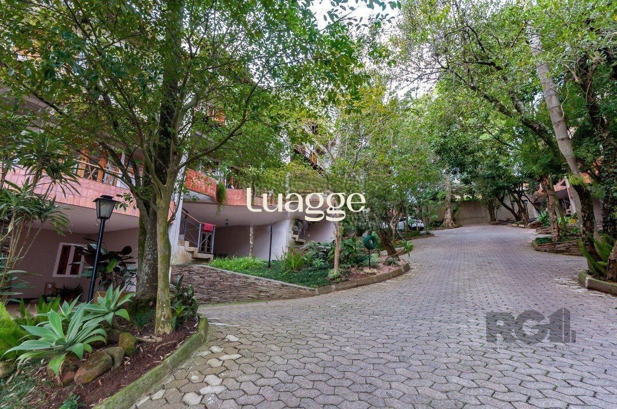 Casa de Condomínio à venda com 3 quartos, 250m² - Foto 31