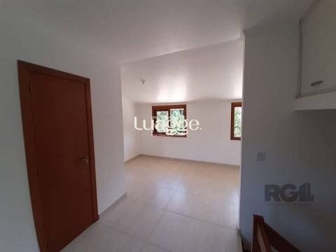 Casa à venda com 3 quartos, 187m² - Foto 2