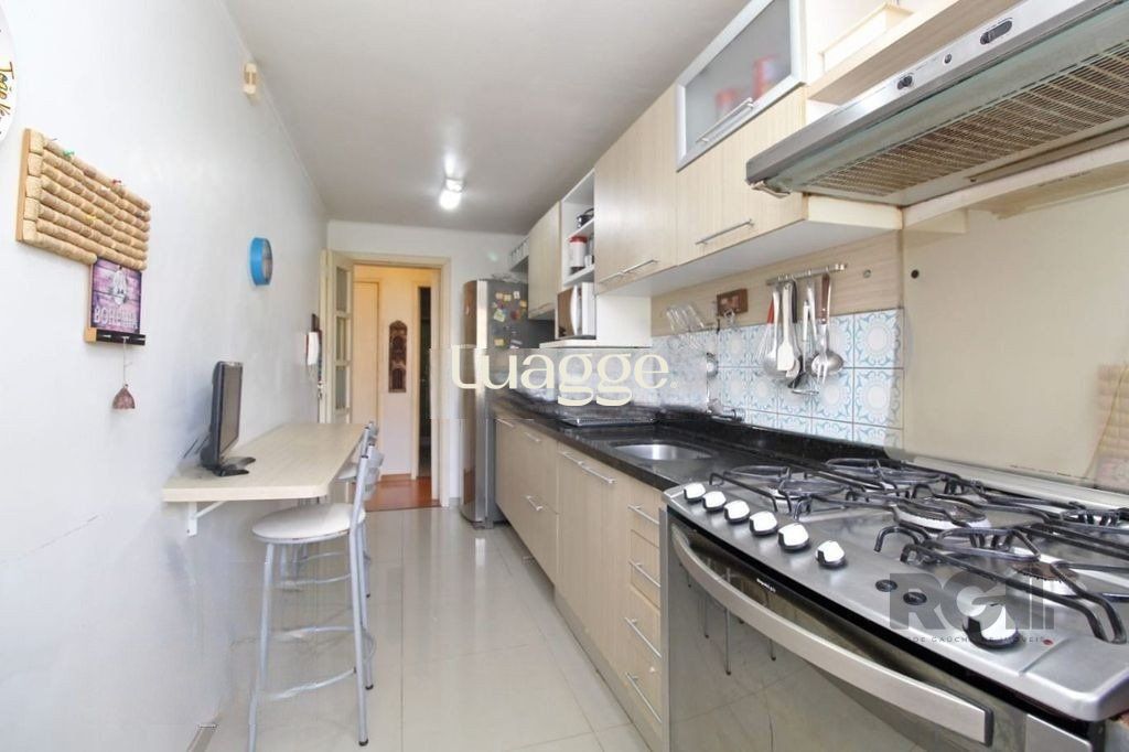 Apartamento à venda com 3 quartos, 107m² - Foto 4