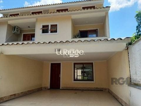 Casa à venda com 3 quartos, 187m² - Foto 1