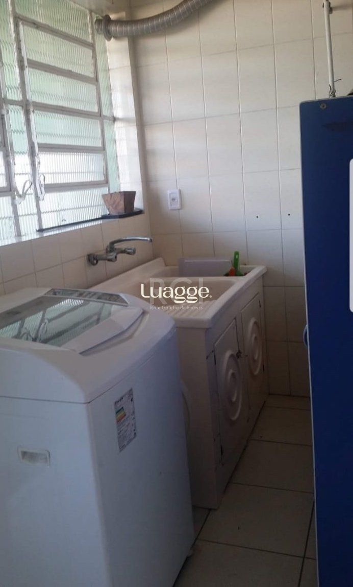 Casa à venda com 3 quartos, 239m² - Foto 7