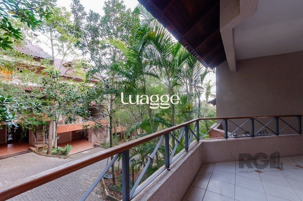 Casa de Condomínio à venda com 3 quartos, 250m² - Foto 3
