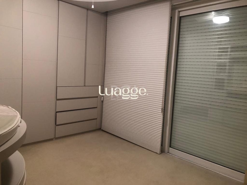 Casa de Condomínio à venda com 3 quartos, 407m² - Foto 32