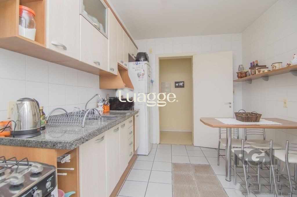 Apartamento à venda com 3 quartos, 110m² - Foto 12