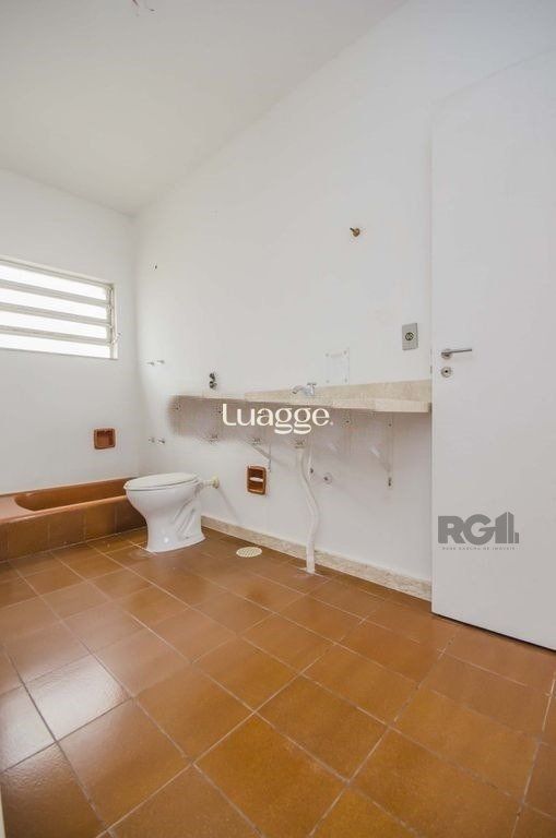 Casa à venda com 4 quartos, 252m² - Foto 16