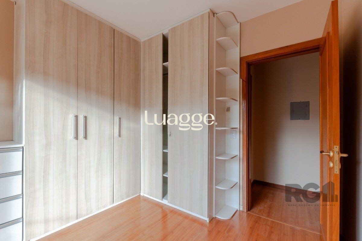 Casa de Condomínio à venda com 3 quartos, 250m² - Foto 12