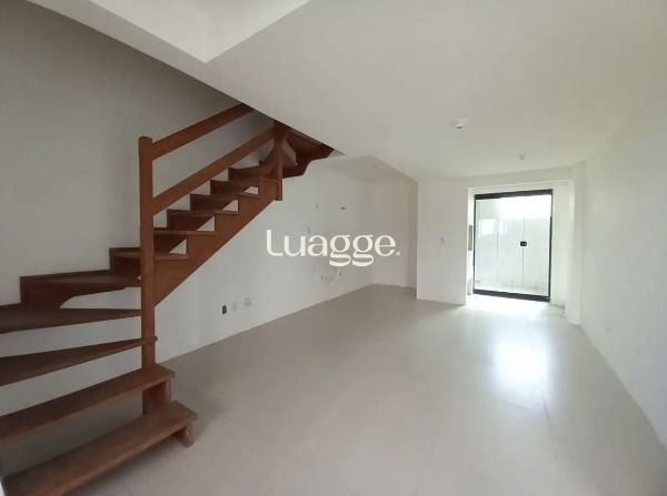 Casa de Condomínio à venda com 3 quartos, 130m² - Foto 4