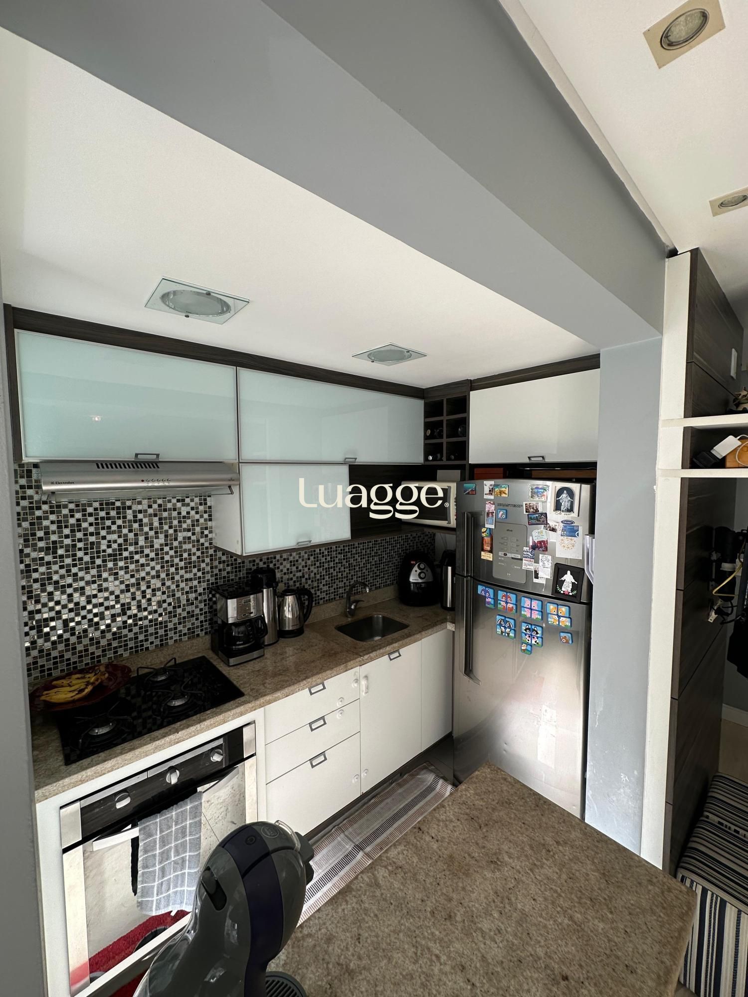 Apartamento à venda com 2 quartos, 54m² - Foto 4