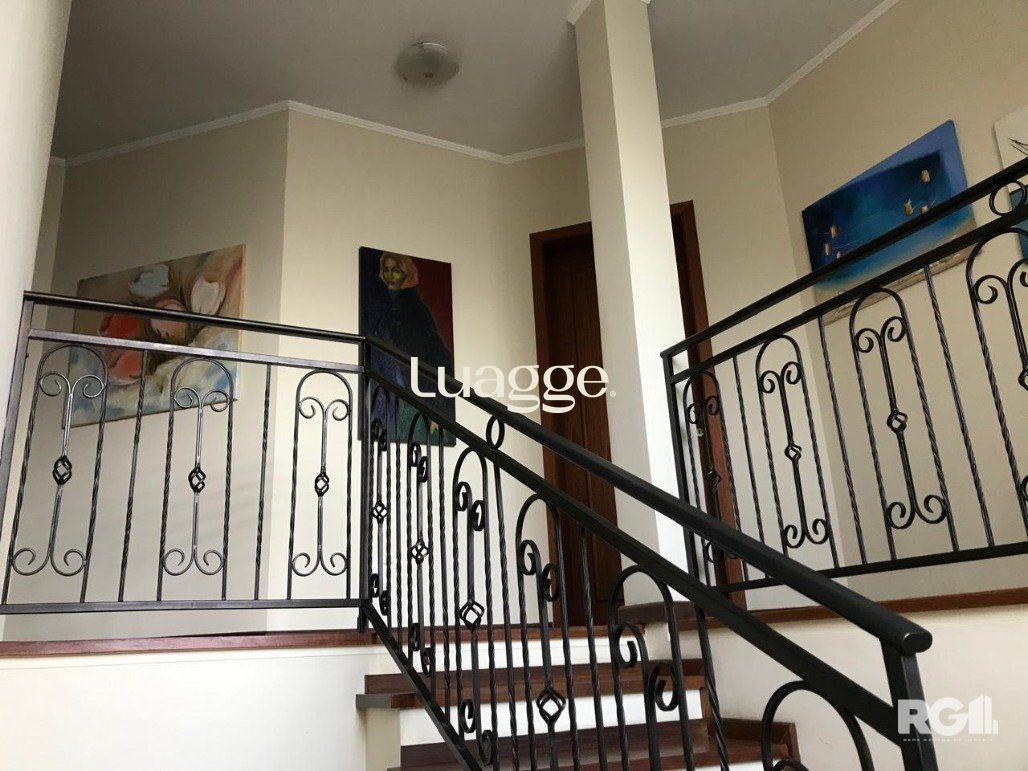Casa à venda com 4 quartos, 244m² - Foto 6