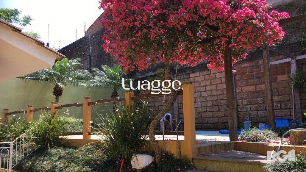 Casa à venda com 4 quartos, 244m² - Foto 9