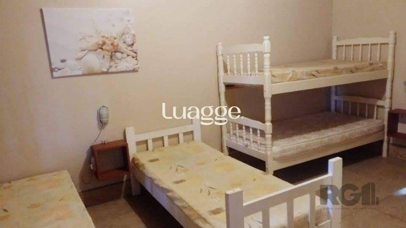 Casa à venda com 7 quartos, 202m² - Foto 30