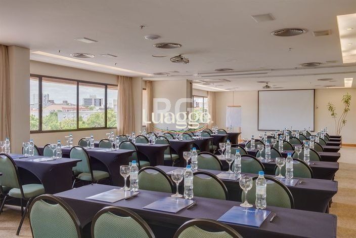 Apartamento à venda com 1 quarto, 39m² - Foto 2