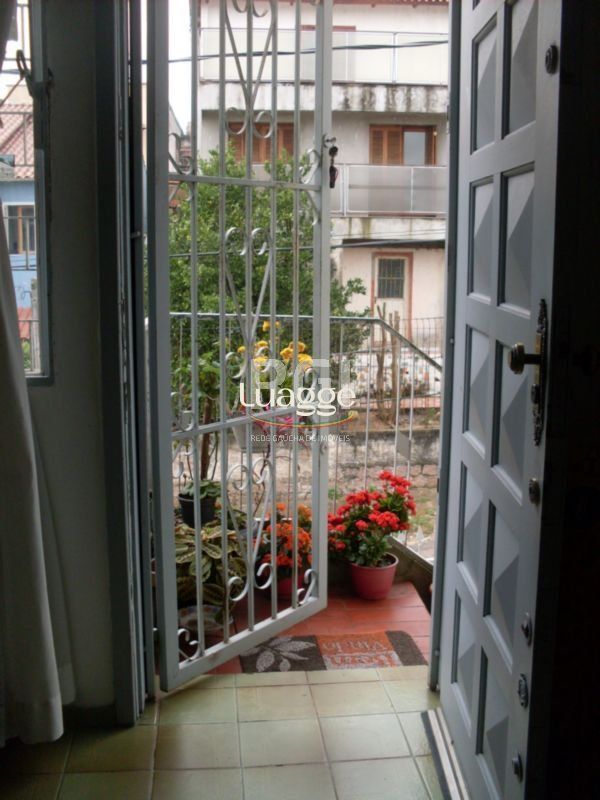 Prédio Inteiro à venda com 4 quartos, 250m² - Foto 1