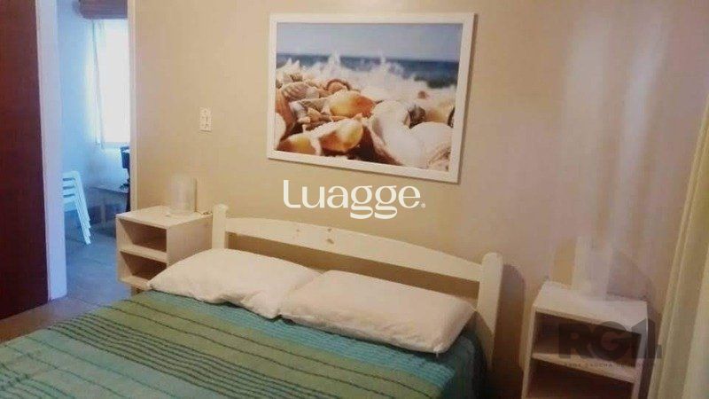 Casa à venda com 7 quartos, 202m² - Foto 12