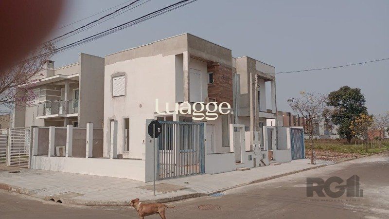 Casa à venda com 2 quartos, 79m² - Foto 3