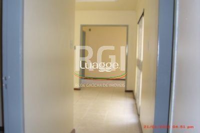 Casa à venda com 3 quartos, 180m² - Foto 3