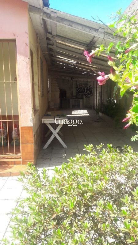 Casa à venda com 2 quartos, 100m² - Foto 4