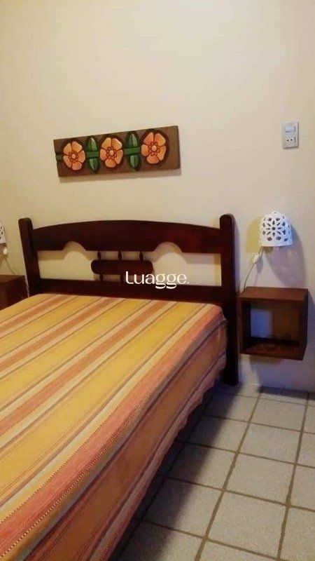 Casa à venda com 7 quartos, 202m² - Foto 10