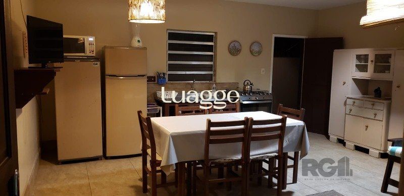 Casa à venda com 7 quartos, 202m² - Foto 4