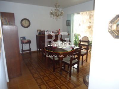 Casa à venda com 4 quartos, 330m² - Foto 27