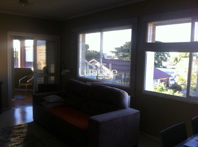 Apartamento à venda com 2 quartos, 83m² - Foto 2
